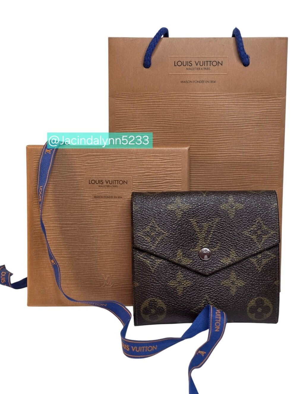 Louis Vuitton Wallet Brown Signature LV Monogram Vintage Elise Compact Card Case